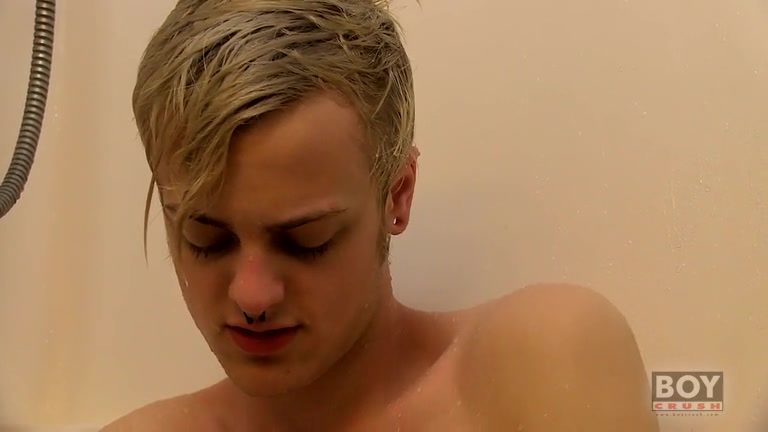 Cock Stroking In The Shower - Jason Valencia - BoyCrush