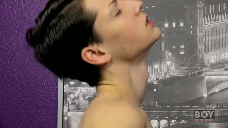 Riding A Dildo To Get That Load - Benjamin Riley - BoyCrush