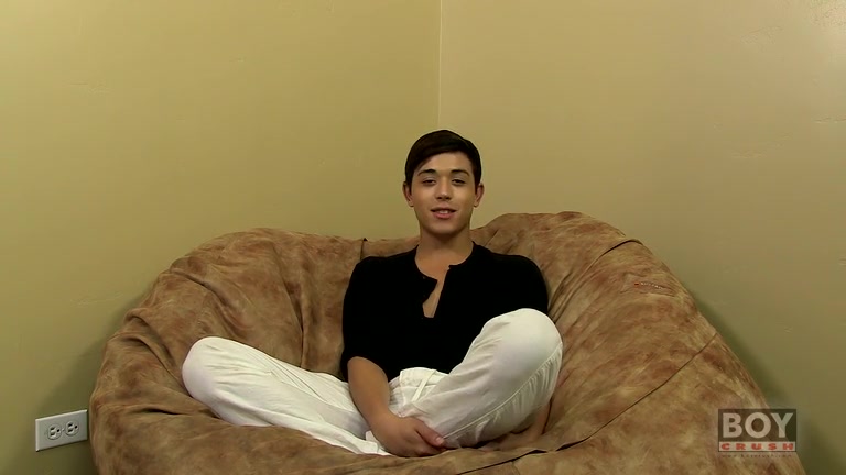 Jerking It With Bottom Jamie - Jamie Sanders Interview - BoyCrush