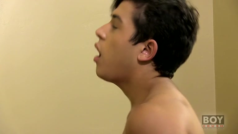 Jerking It With Bottom Jamie - Jamie Sanders Interview - BoyCrush