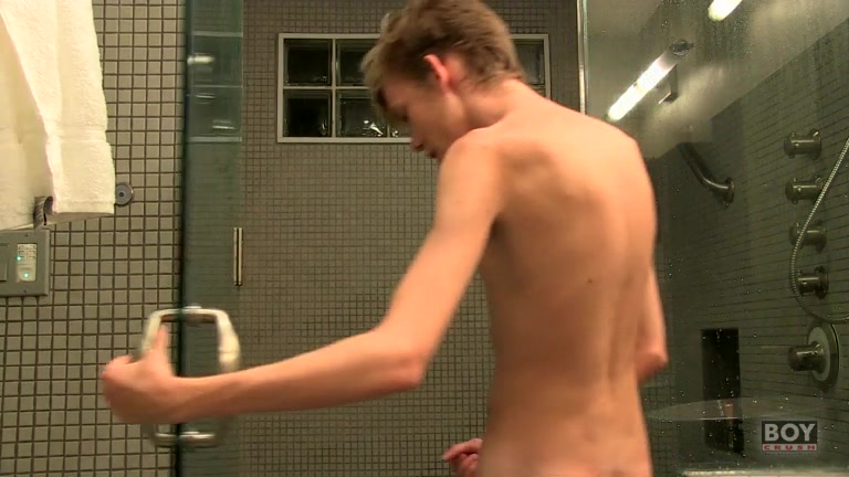 Solo Stroking With Tyler At Home! - Tyler Thayer - BoyCrush