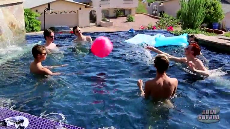 Pool Party Bareback Boys - Elijah Young Jasper Robinson - BoyCrush