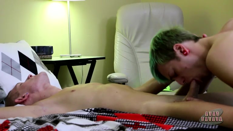 Bareback teen 18+ Boys Boner Loving - Jason Valencia Trey Ryan - BoyCrush