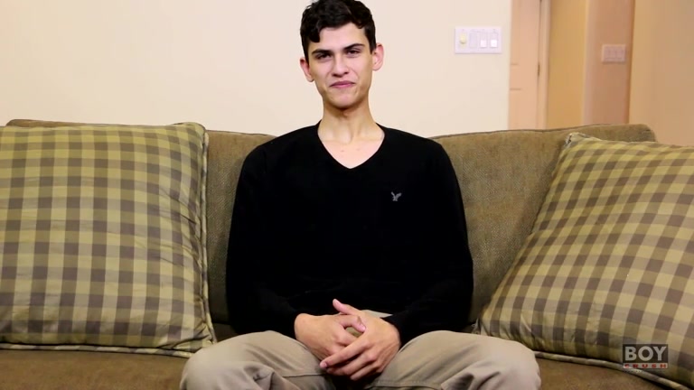 We Find Out A Lot About Sexy Justin! - Justin Cross - BoyCrush