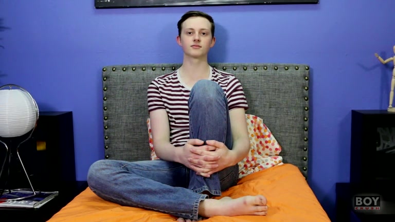 Stroking Squirting With Cute Holden - Holden Ross - BoyCrush