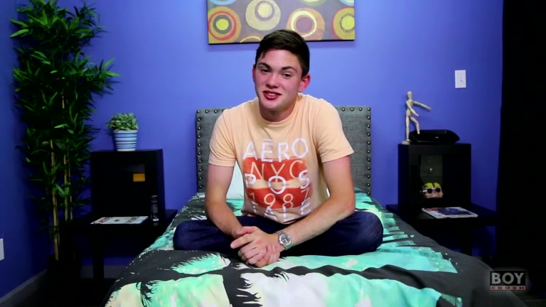 Rubbing One Out With Michael - Michael Klein - BoyCrush