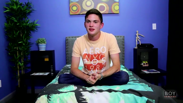 Rubbing One Out With Michael - Michael Klein - BoyCrush