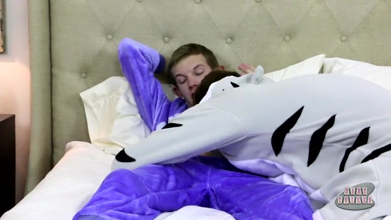 Cumming In His Twinky Hole - Cole Claire Trey Ryan - BoyCrush