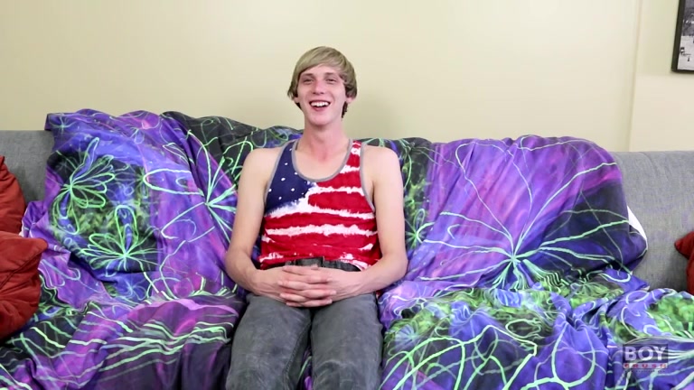 Hung Boy Kyle Is A Bit Slutty - Kyle Rhodes - BoyCrush