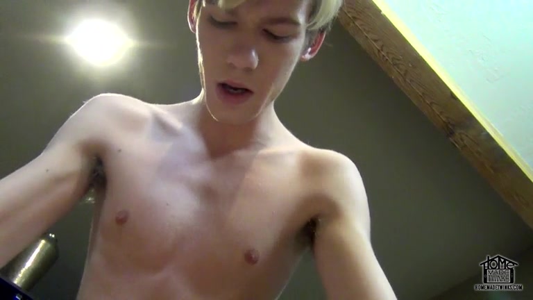 Bareback Boyfriends Home Movie! - Nico Michaelson Tyler Thayer - BoyCrush