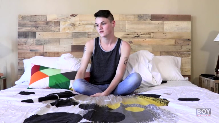 Cute New Boy Avery Tells Us About Himself - Avery Jones - BoyCrush