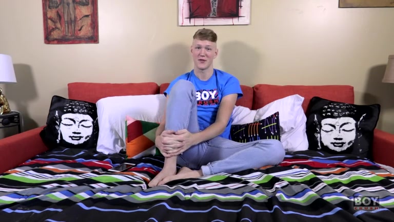Versatile Boy Taylor Loves Big Cocks - Taylor Pierce - BoyCrush