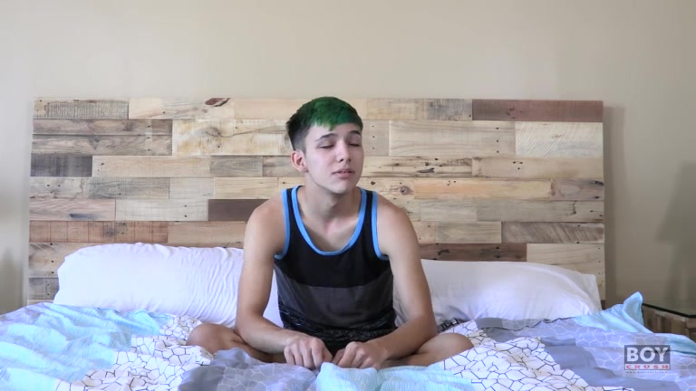 Smooth Young Bottom Takes A Dildo! - Cole Patrick - BoyCrush