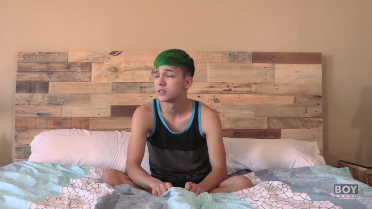 Smooth Young Bottom Takes A Dildo! - Cole Patrick - BoyCrush
