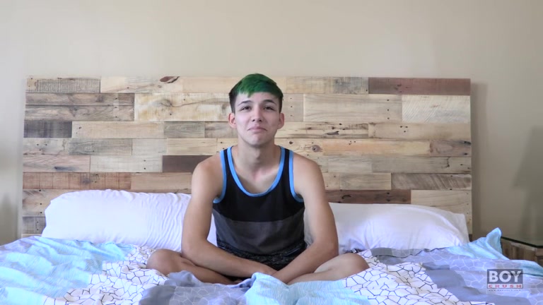 Smooth Young Bottom Takes A Dildo! - Cole Patrick - BoyCrush