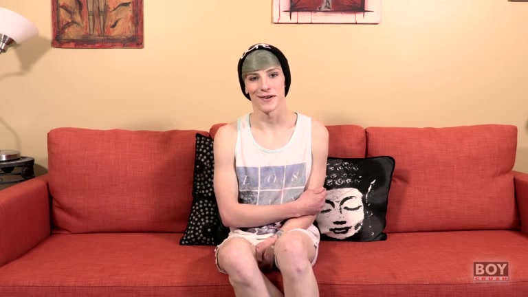 Cute Twink Boy Chris Likes His Anal Toy! - Chris Summers - BoyCrush