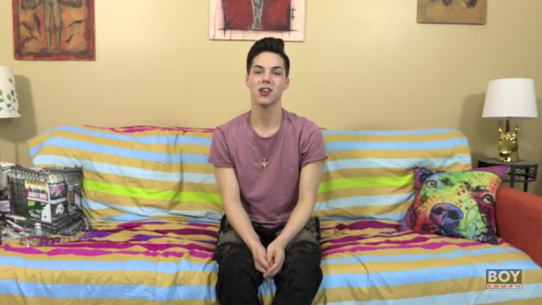 Fit Smooth Boy Damon Reveals More - Damon Diaz - BoyCrush