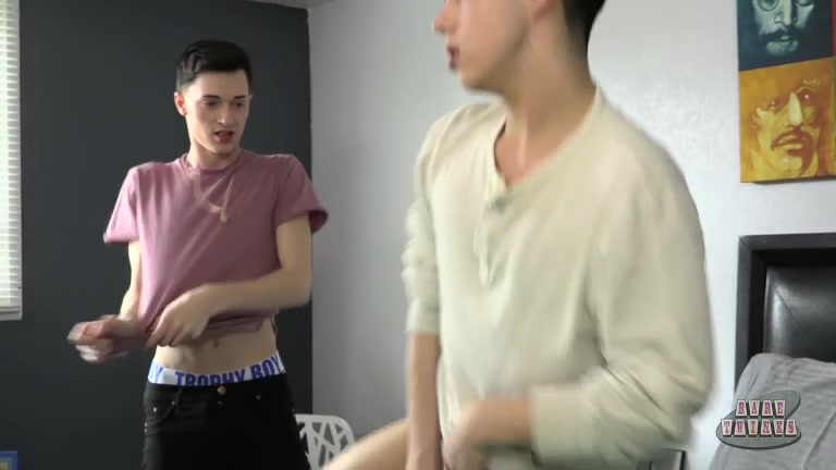Horny Boys Discovering Toys - Damon Diaz Kurt Niles - BoyCrush
