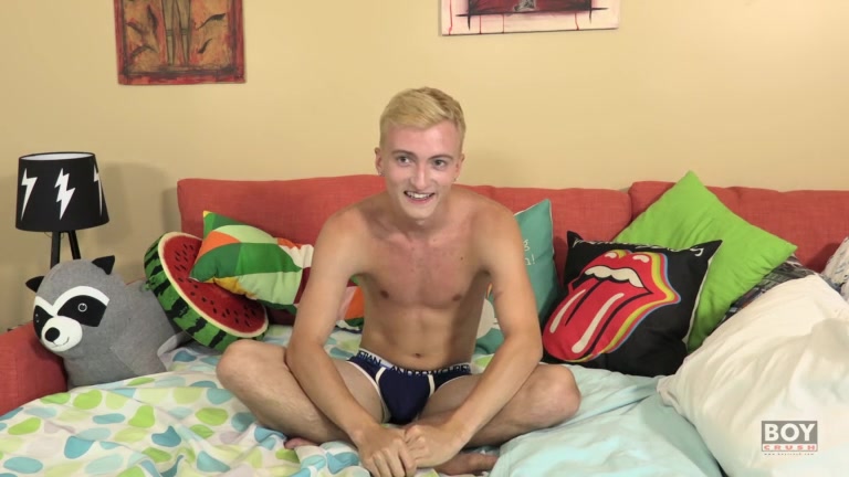 teen 18+ Twink Justin Is Far From Innocent - Justin Underwood - BoyCrush