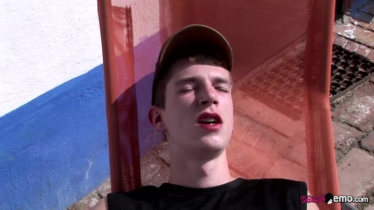 Denis Gives His Friend His Naked Dick - Philip Kraus Denis Raw - HomoEmo