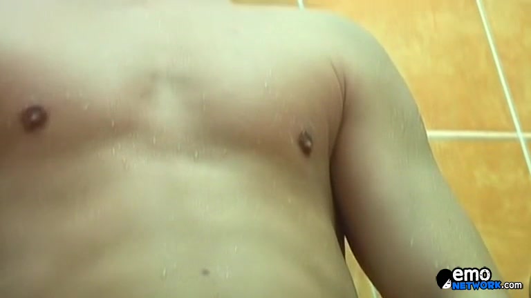 Cumming In The Locker Room - Corbin Pierce PJ Adams - ExposedEmos