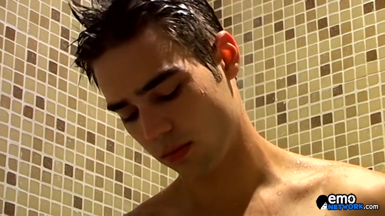 Zack Gest Wild Messy In A Jack Off - Zack Randall - ExposedEmos