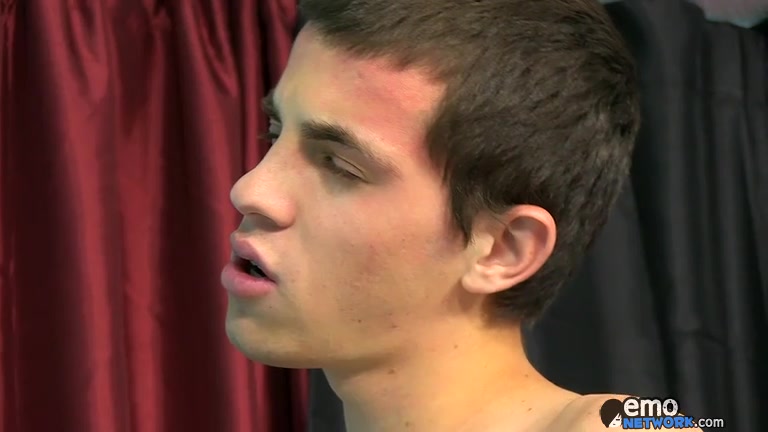 Toe Sucking Flip Flop Boys - Conner Bradley And Tyler Bolt - ExposedEmos