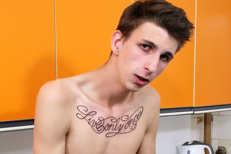 Kitchen Wanking With Jesse Jenkins - ExposedEmos