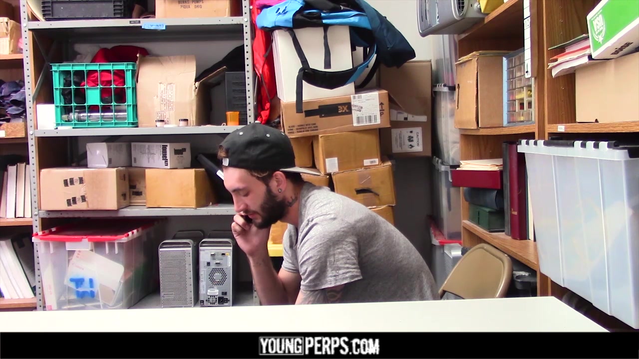 YoungPerps - Guard Punishes Shoplifter