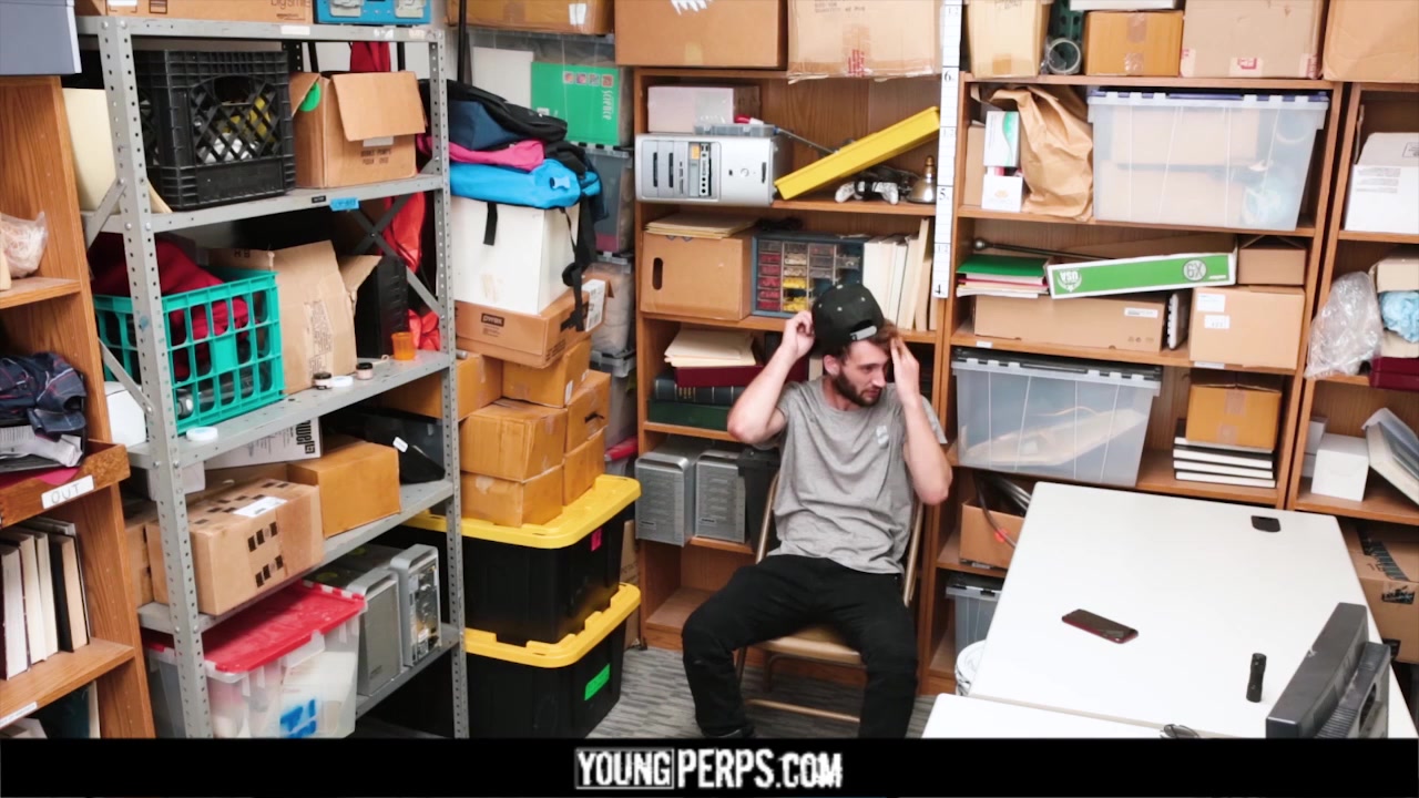 YoungPerps - Guard Punishes Shoplifter
