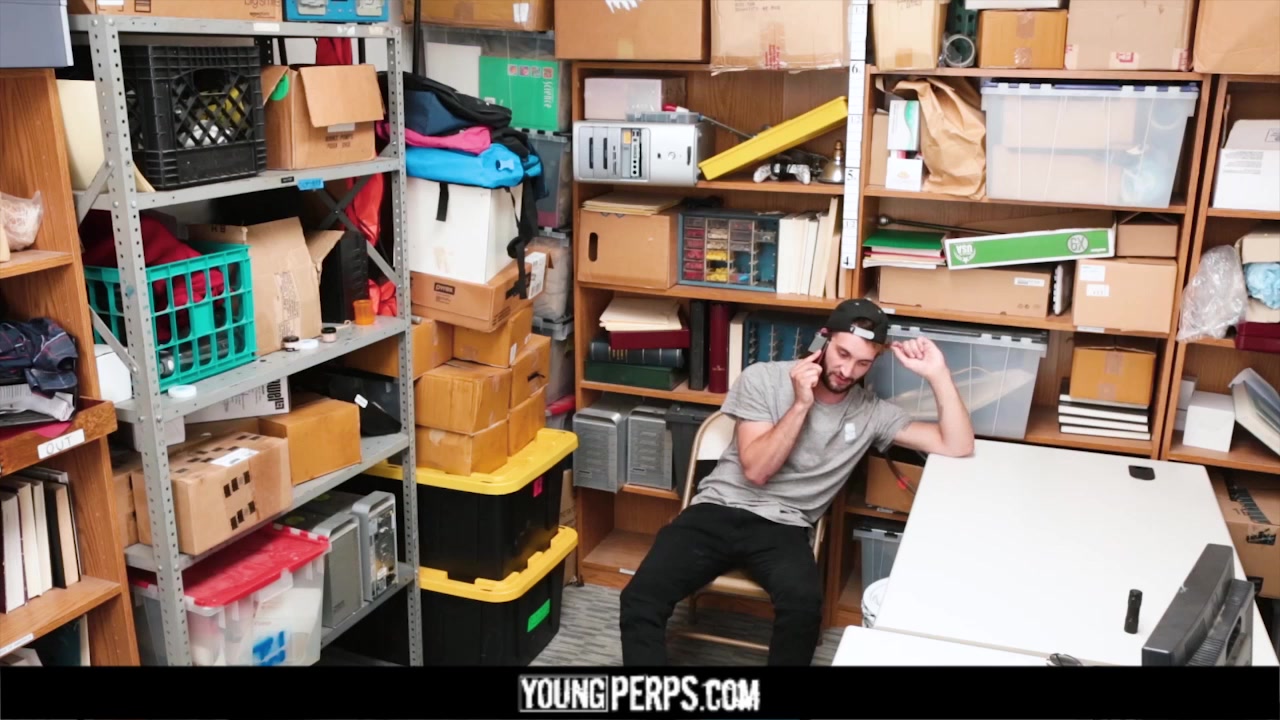 YoungPerps - Guard Punishes Shoplifter