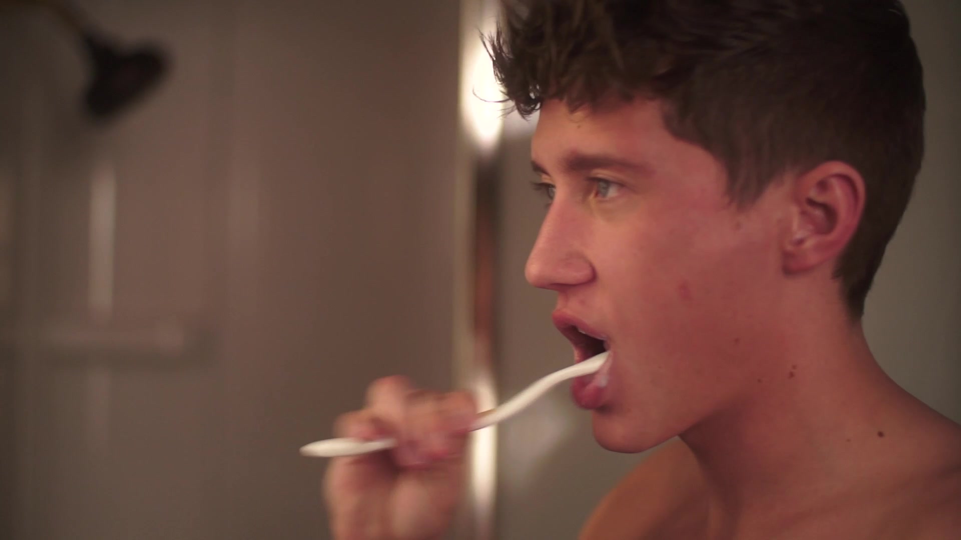 Joey Mills Tyler Hill morning bareback flip fuck