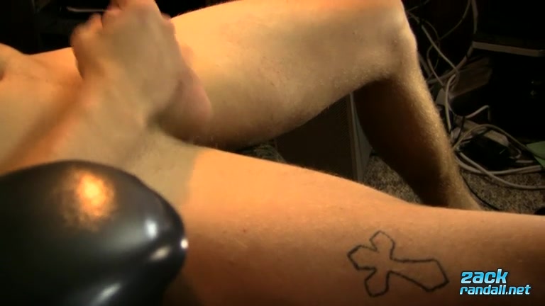 How Far Can Derrick Squirt? - Derrick Dickem - ZackRandall
