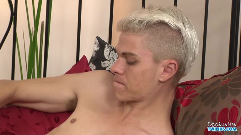 Smooth Young British Twink Titus Shows Off - Titus Snow - TXXXMStudios