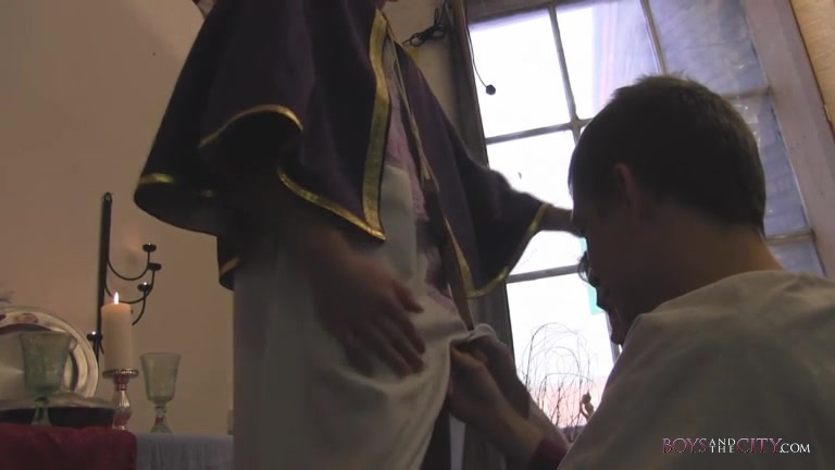 Hig Big Priest Cock Is Irresistible! - Luke Desmond, Oscar Roberts Owen Jackson - TXXXMStudios