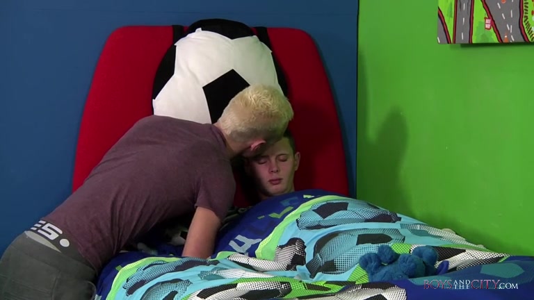 Football Loving Boy Gets Skewered! - Reece Bentley Aiden Jason - TXXXMStudios