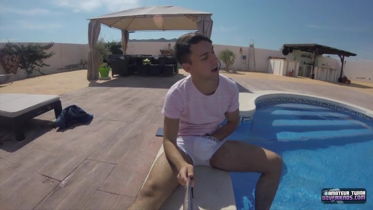 Cum Eating Boy In The Sun - Maxxie Wilde - TXXXMStudios