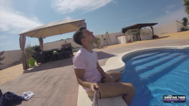 Cum Eating Boy In The Sun - Maxxie Wilde - TXXXMStudios
