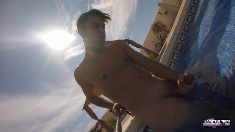 Cum Eating Boy In The Sun - Maxxie Wilde - TXXXMStudios