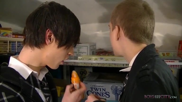 School Boys Pumping Cream Together - Owen Jackson Lewis Romeo - TXXXMStudios