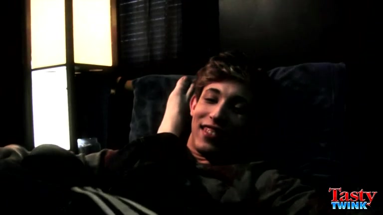 Filling His Hot Little Mouth - Blake Mast Trace Van De Kamp - TastyTwink