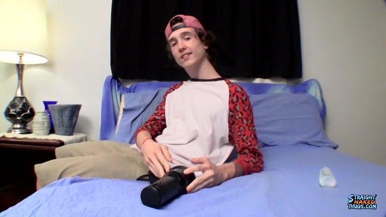 His First Fleshlight Stroke - Sean Johansen - StraightNakedThugs