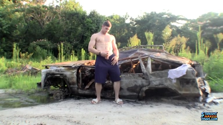 Elijah Returns For A Piss And Stroke - Elijah Knight - StraightNakedThugs