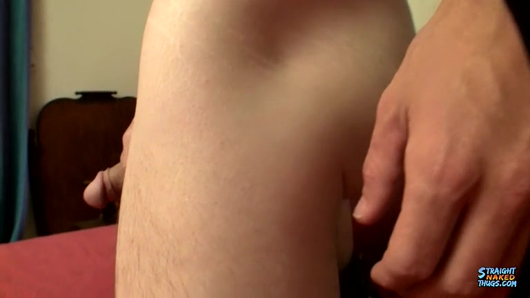 A Hung Two-Handed Jack Off - Nolan - StraightNakedThugs