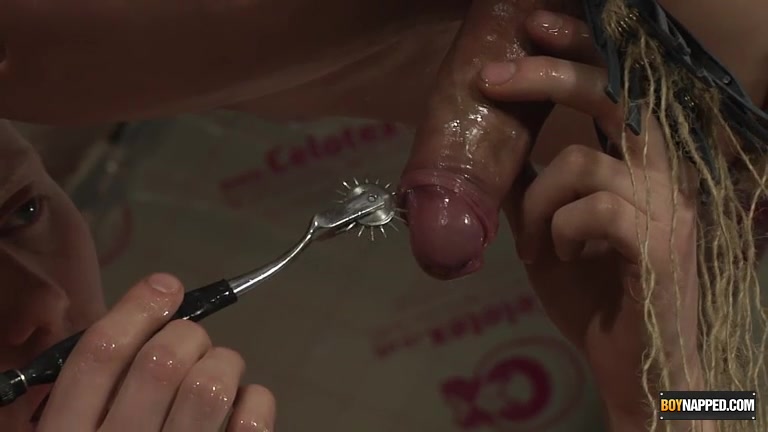 Xavier Gets Strung Up - Xavier Sibley Sean Taylor - Boynapped