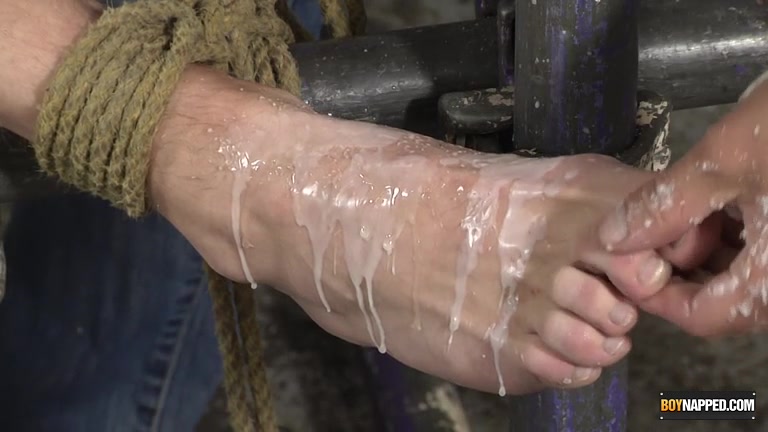 Used Fucked On The Rack - Tristan Crown Ashton Bradley - Boynapped