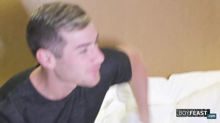 A Random Hotel Room Hook-Up - Dustin Romaine Mason Vaugn - BoyFeast