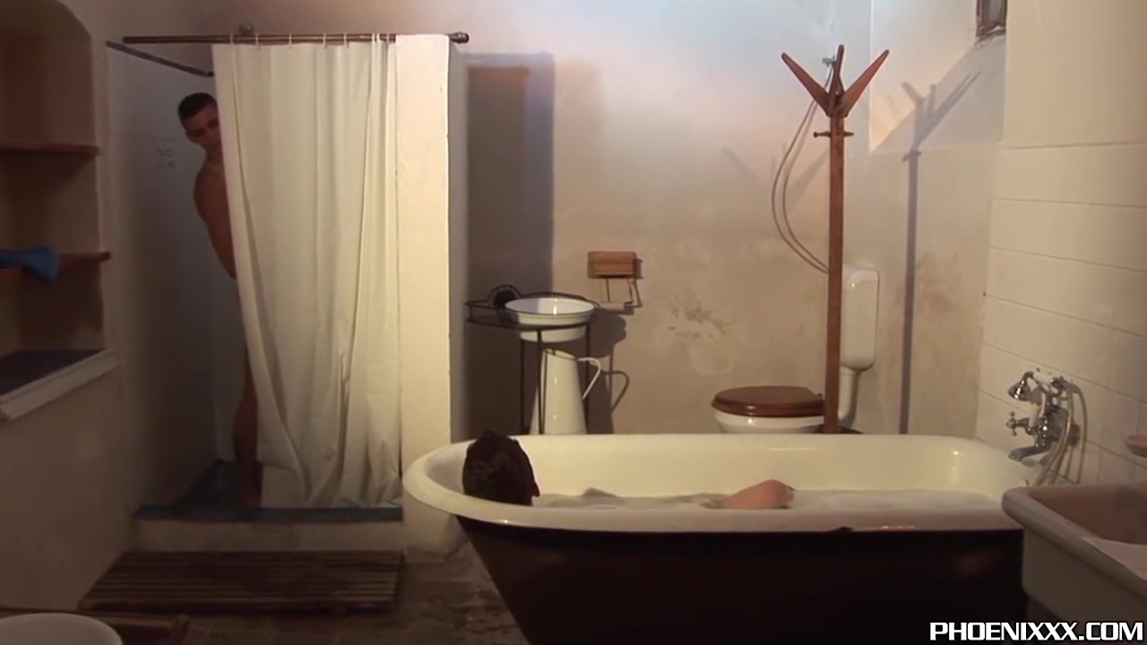 Bathing twinks fucking and cumming