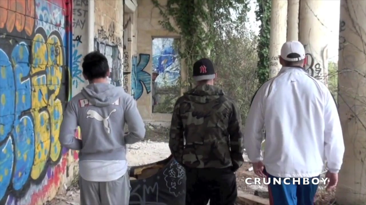 Amazing rough gang bang in exhib with Enzo Rimenez and his friends - CrunchBoy