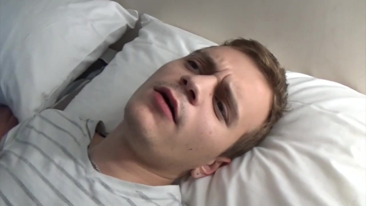 Theo Berry fucks a sexy twink 20 years old - CrunchBoy